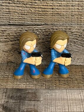 Supernatural Sam Winchester Bloody  & Common Funko Mystery Mini.